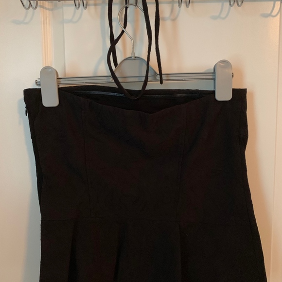 Maternity formal wear - Picture 3 of 8